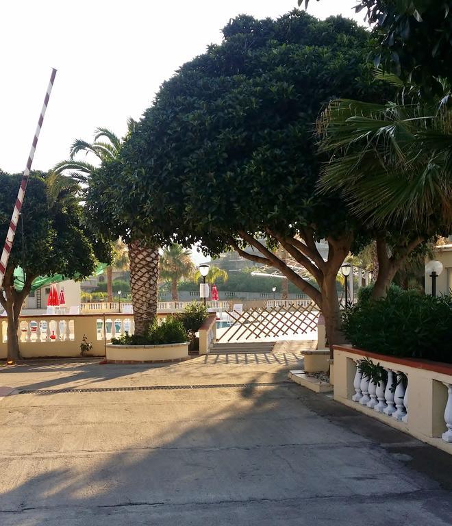 B&B Baia Dello Stretto Gallico Marina Εξωτερικό φωτογραφία